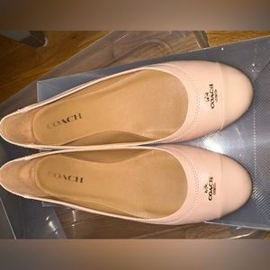 Coach flats size 8.5 US